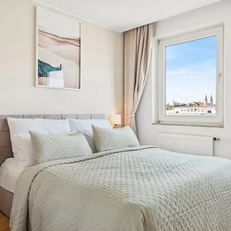 Apartamento Hellohome I Schlossblick Mit Wintergarten